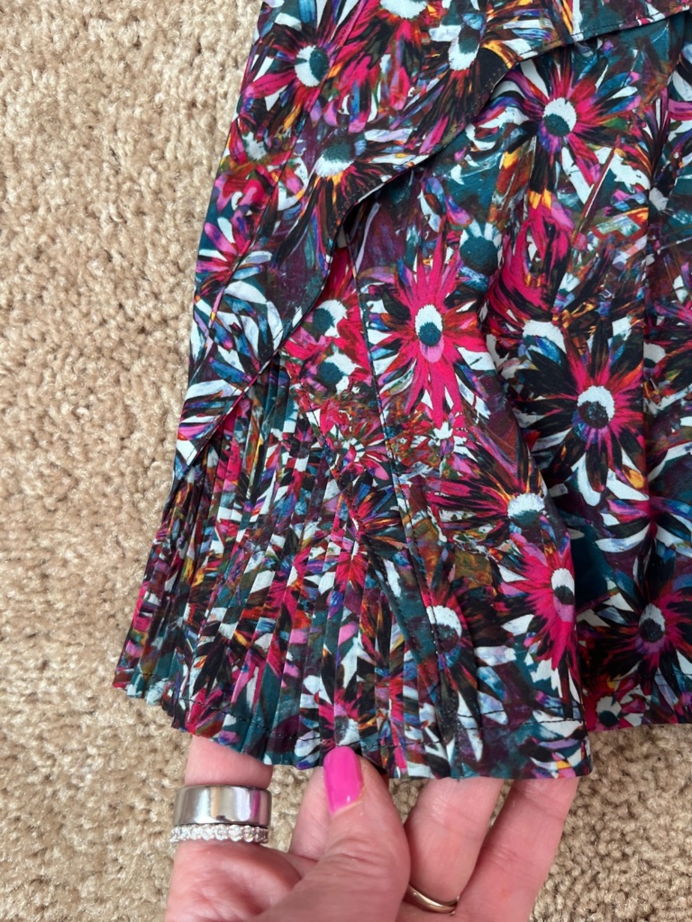 Lululemon Play off the Pleats Floral Skort - Picture 7 of 16